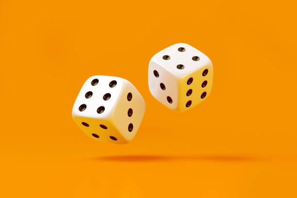 Mobile phone showing Fortune Tiger bet controls and spin button